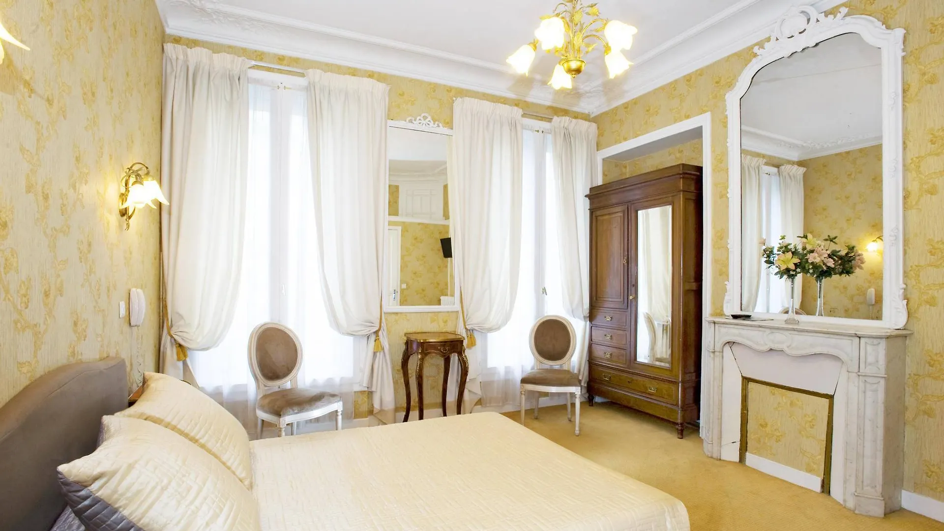 D'albion 3* Paříž