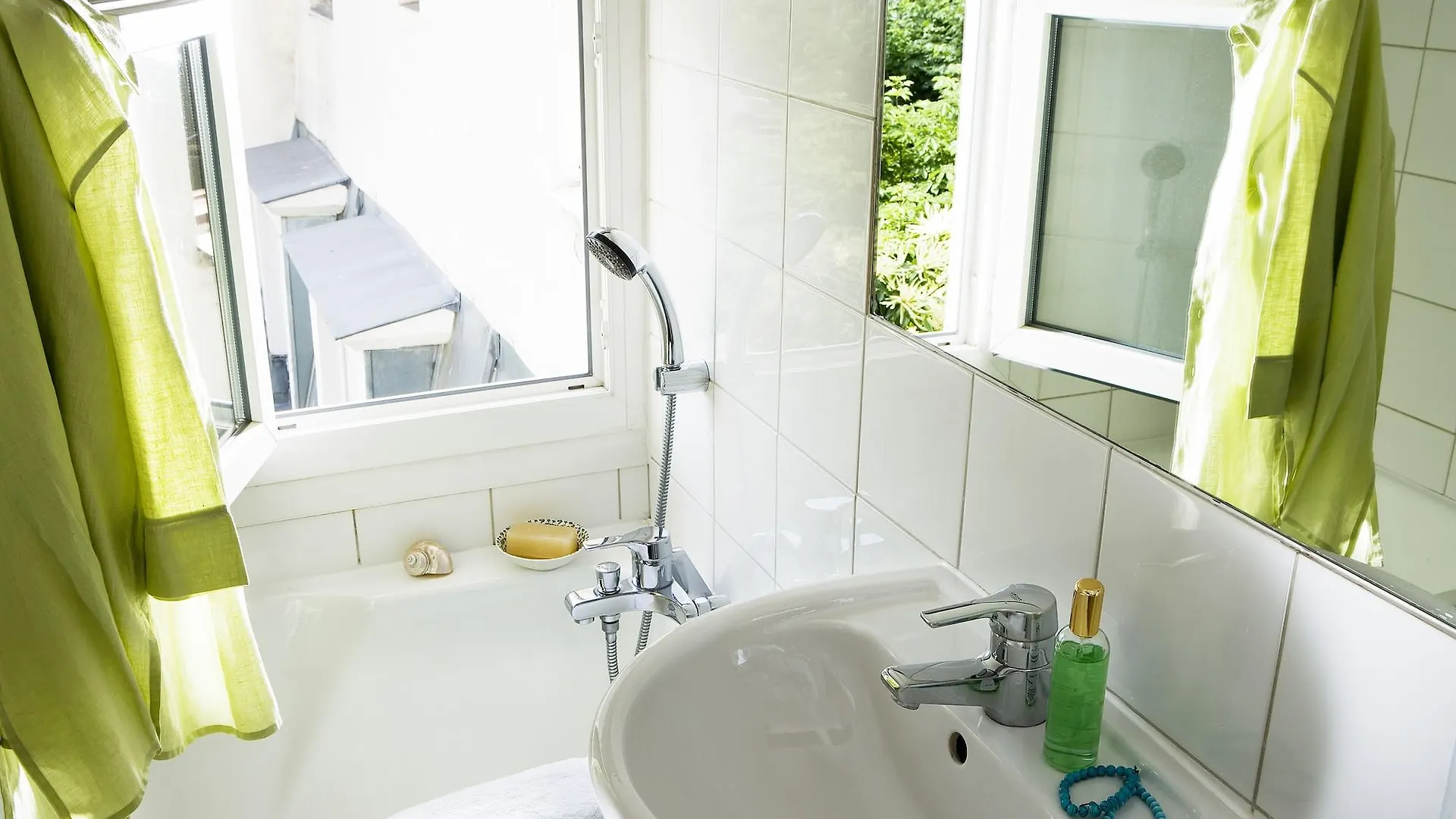 Hotel D'albion 3*